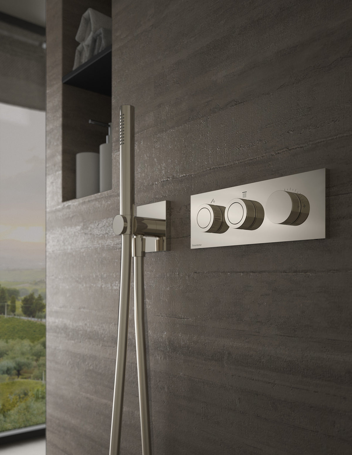 Commande de douche Treemme W-Smart en inox brossé sur un mur minéral sombre