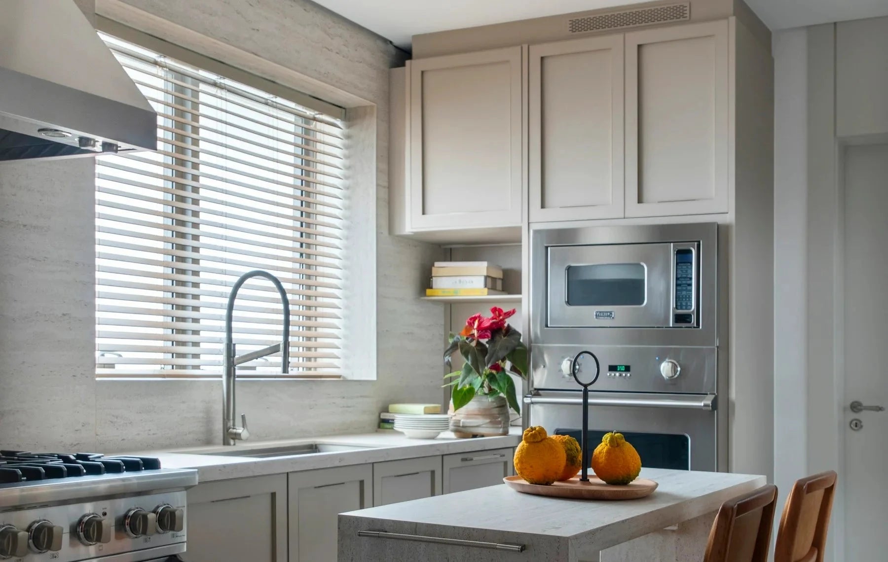 Plan de travail Dekton Tk06 Marmorio - îlot de cuisine