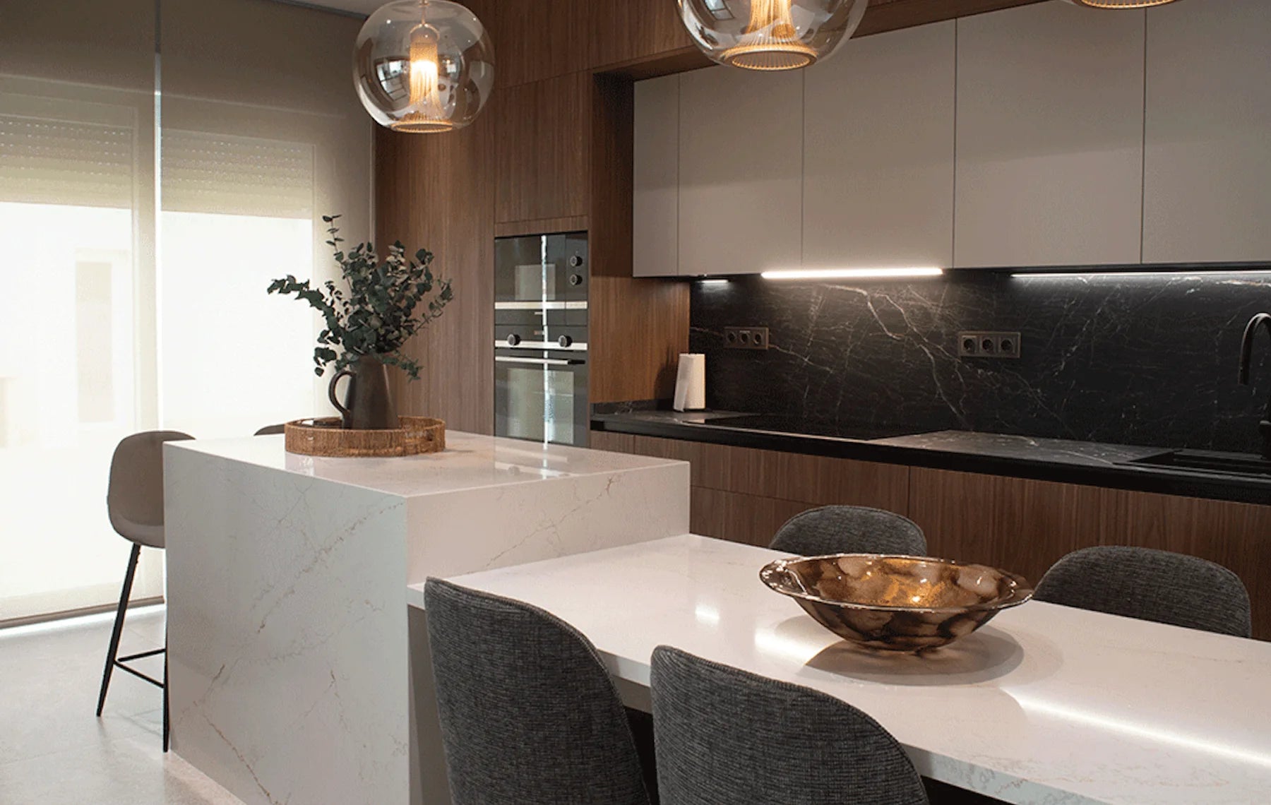 Plan de travail Silestone Ethereal Glow - îlot de cuisine