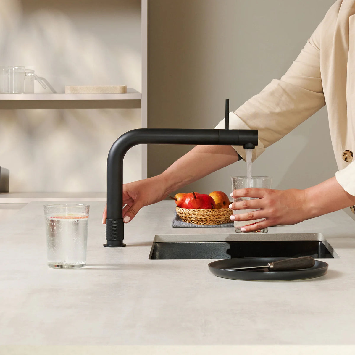 Quooker Front finition Noir — robinet eau bouillante 100 °C en situation