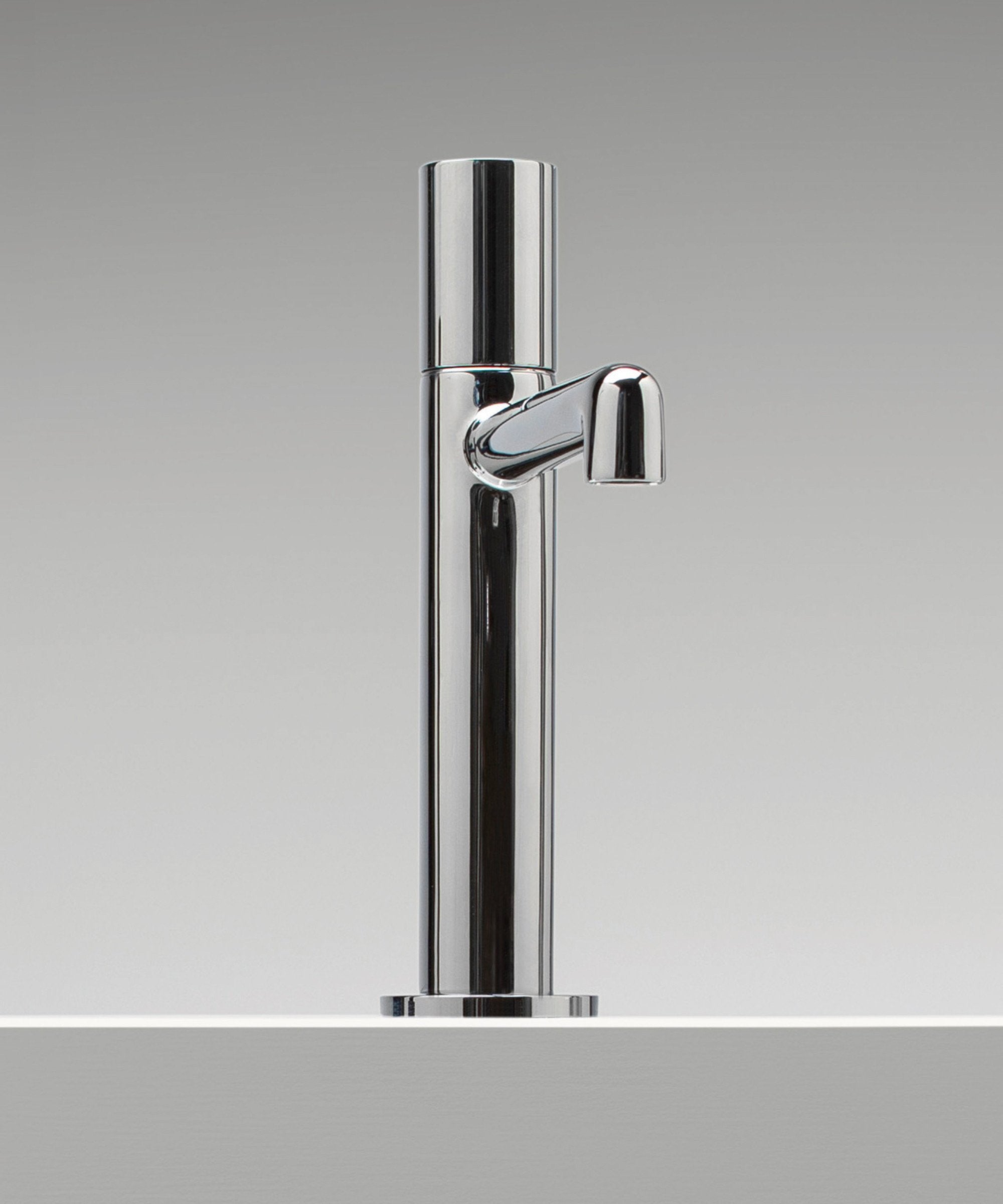 Robinet de lavabo Treemme T30 chromé présenté de face